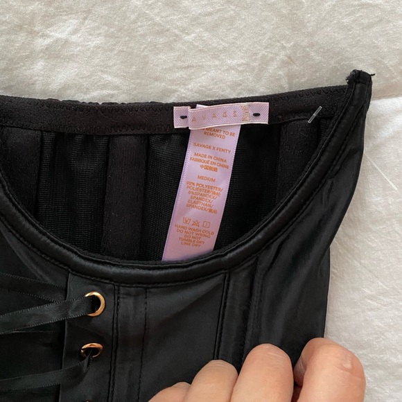 SAVAGE x FENTY by Rihanna Laced Satin Cupless Corset in black Medium - Picture 8 of 10